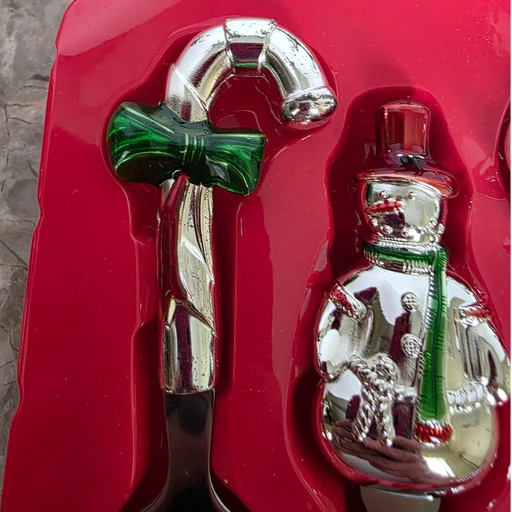 International Silver Company Holiday‎ Cheer Cheese Set Santa Snowman Candy Cane
